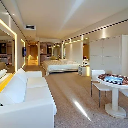 Cocca Royal Thai 4*